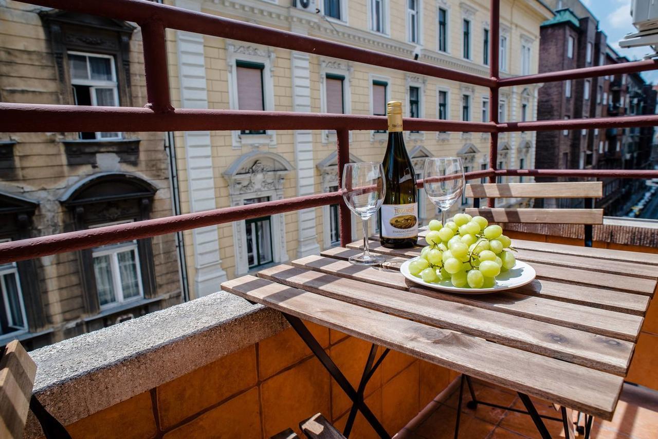 Central New Home With 3 Bedrooms, A/C And Balcony Budapest Exteriör bild