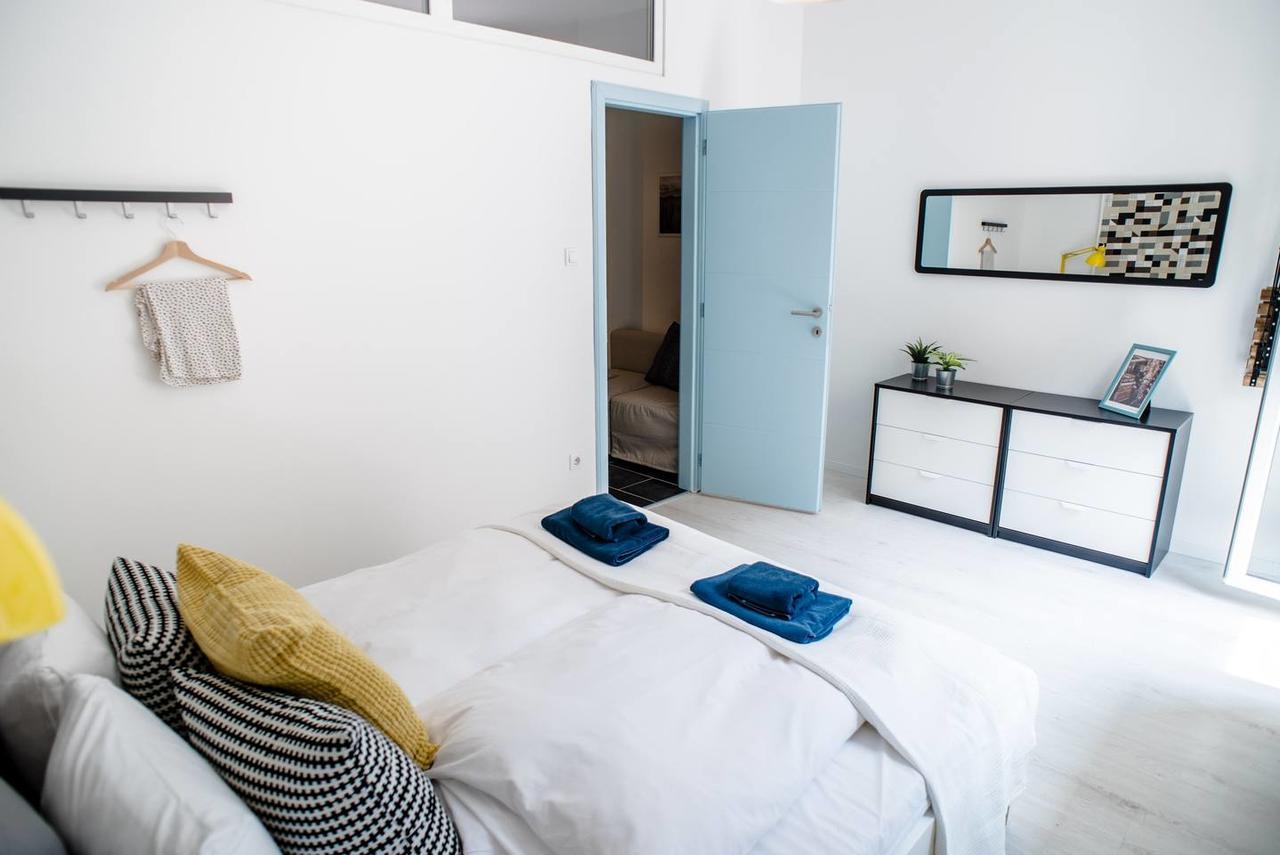 Central New Home With 3 Bedrooms, A/C And Balcony Budapest Exteriör bild
