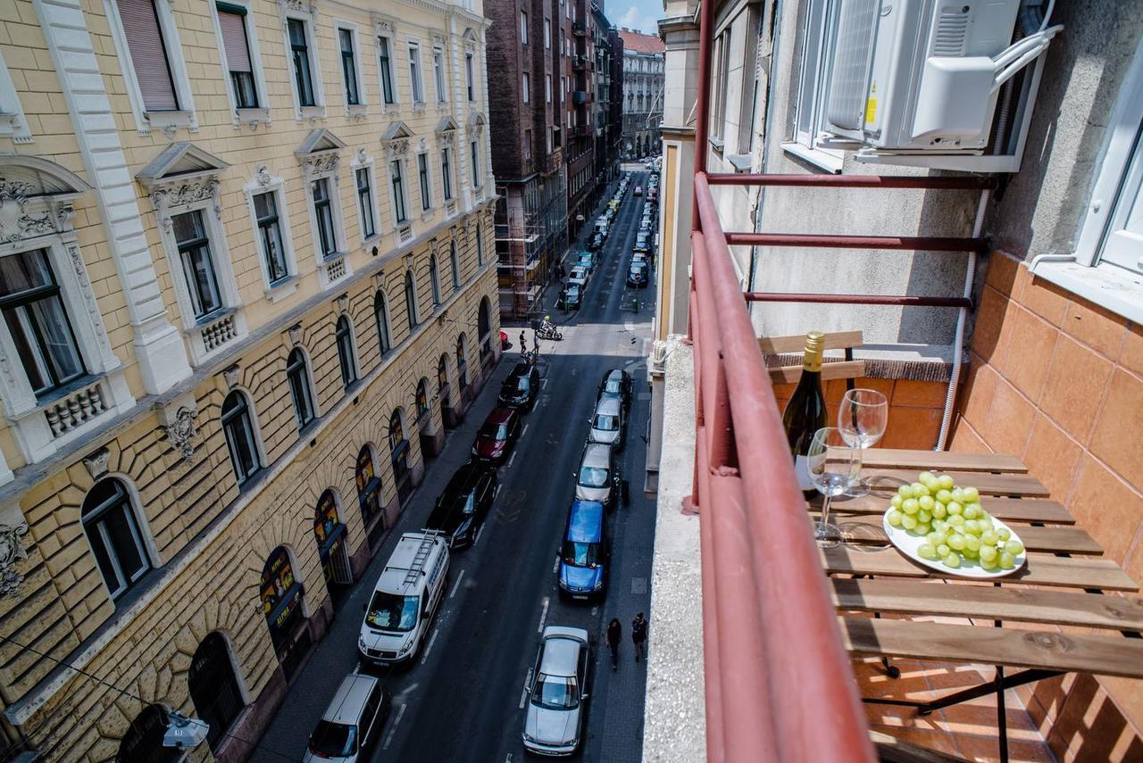 Central New Home With 3 Bedrooms, A/C And Balcony Budapest Exteriör bild